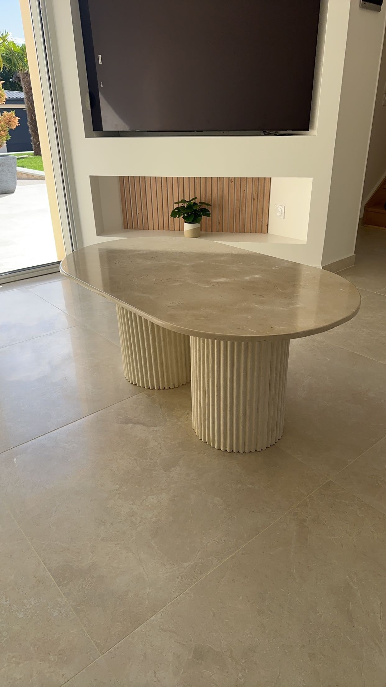 Table basse Oval en marbre créma beige