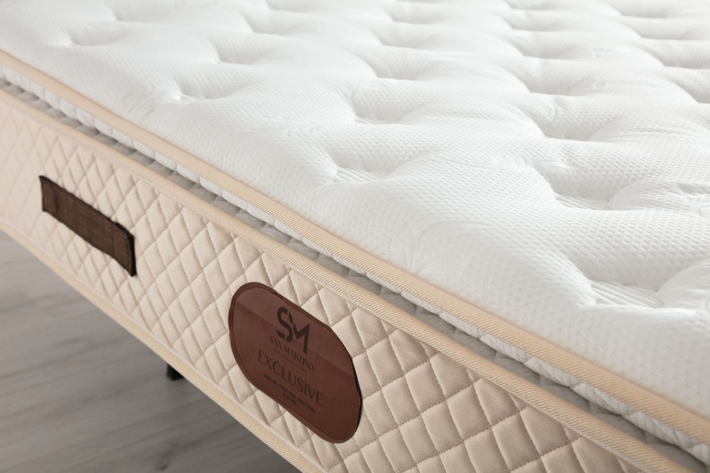 Matelas 33cm confort ressort + sure matelas intégré